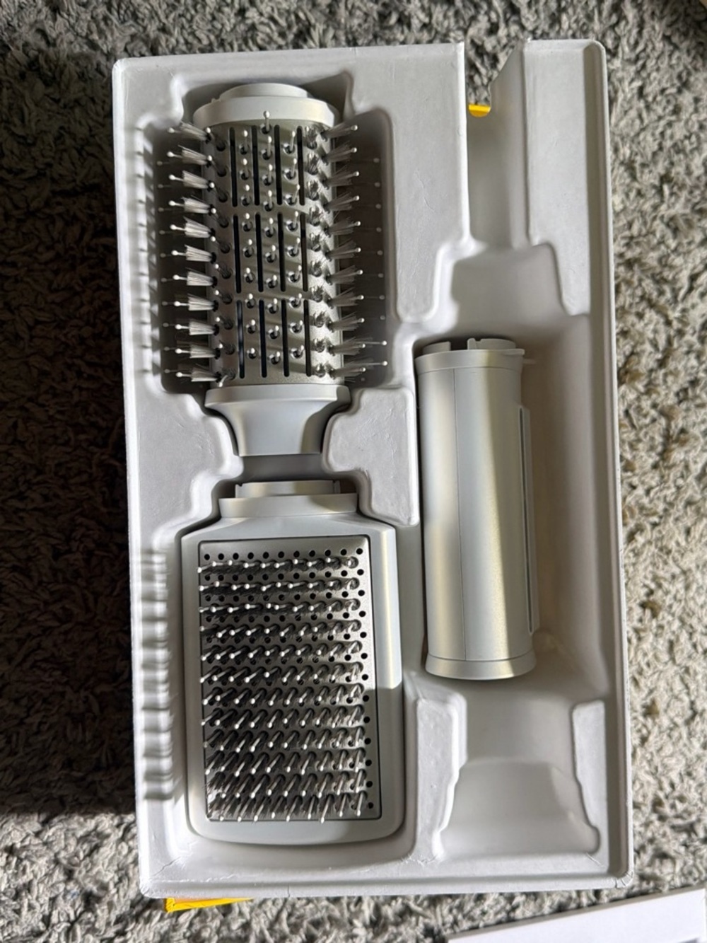 DryBar Reserve 3-1 Interchangeable Blow-Dryer - Picture 3 of 4